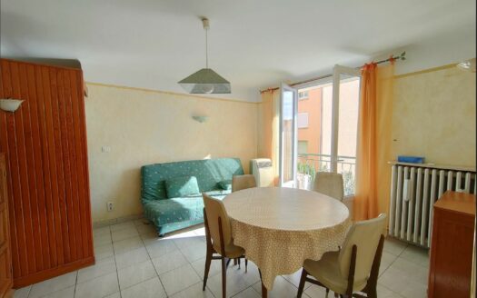 Appartement P3 à NIMES